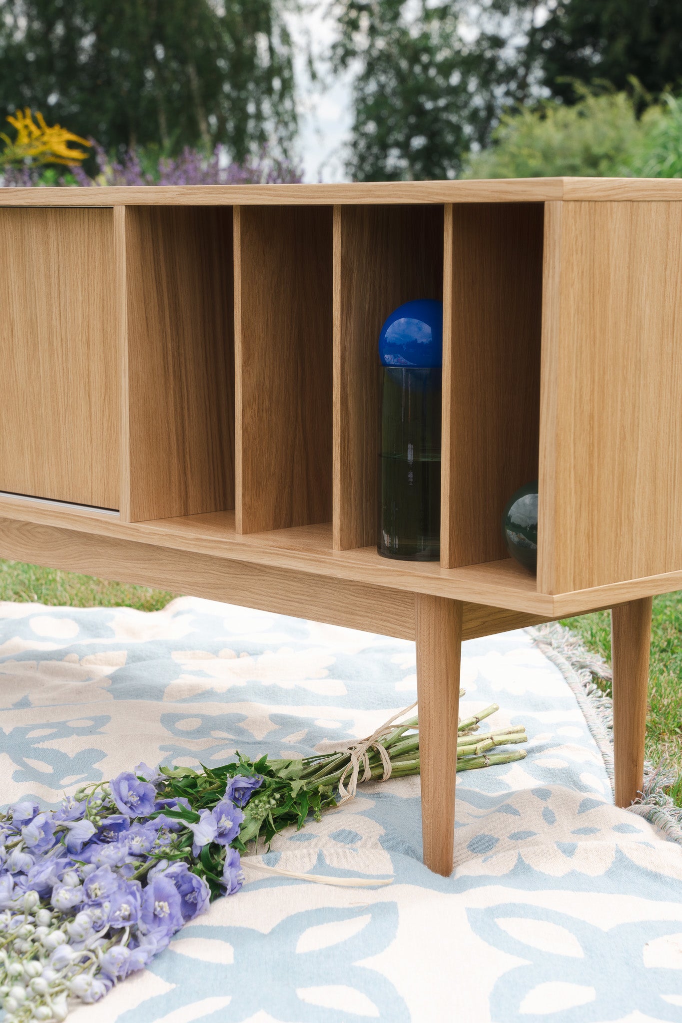 Credenza LOTV VINYL SLIDE
