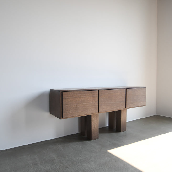 Credenza TAURUS